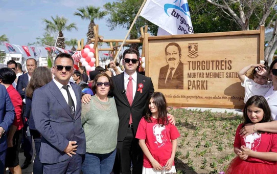 Bodrum'da Merhum Muhtar Mehmet Satılmış Parkı Açıldı
