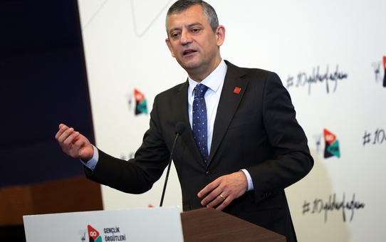 Özgür Özel Gençlerle Buluştu