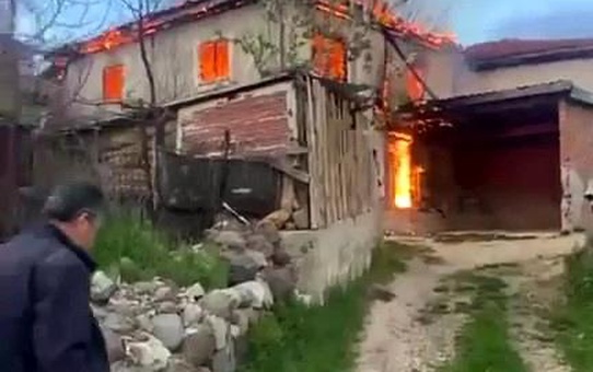 Eskipazar'da Yangın: Ev Küle Döndü