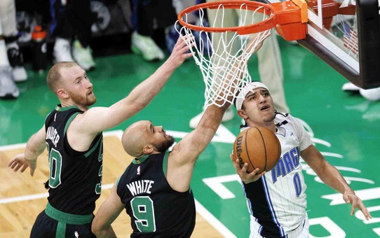 Celtics ve Pacers Yarı Finale Yükseldi