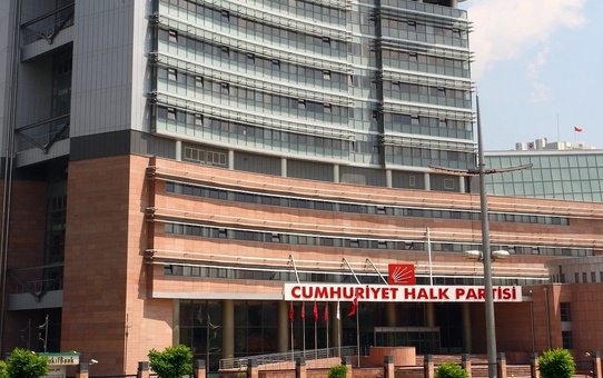 Konya'da miting için çalışan CHP'li yöneticilere silahlı saldırı