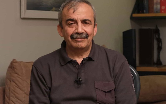 Sırrı Süreyya Önder, vasiyetini bir cenaze töreninde açıklamış