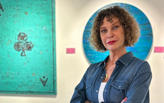Fırça darbeleriyle gelen yeniden doğuş: Ekranlardan sanat galerisine