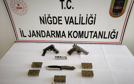 Niğde'de Ruhsatsız Silah Operasyonu