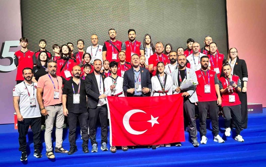 Milli Taekwondocular Fujairah'da Madalya Kazandı