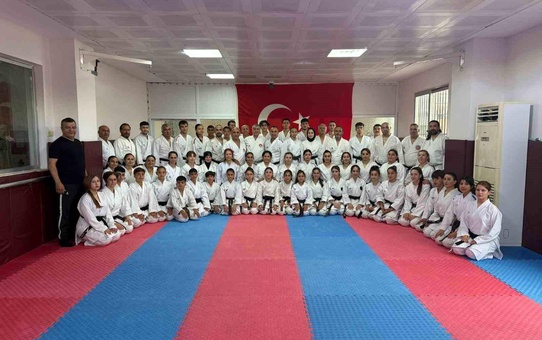 Karate Semineri Adana'da Yapıldı