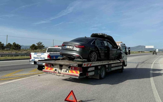 Eski Milletvekili Kaza Geçirdi