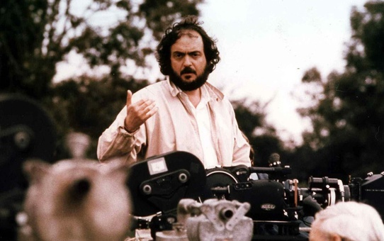 Yönetmen Kubrick'in 14 yıl yaşadığı evi satışa çıkarıldı, fiyatı dudak uçuklattı
