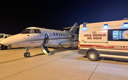 Ağrı'da Trafik Kazası: 12 Yaşındaki Çocuk Ankara'ya Sevk Edildi