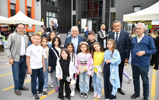 Büyükşehir Başkanından Bahar Şenliği Ziyareti