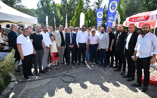 Kıranardı'nda Pilav Şenliği Coşkusu