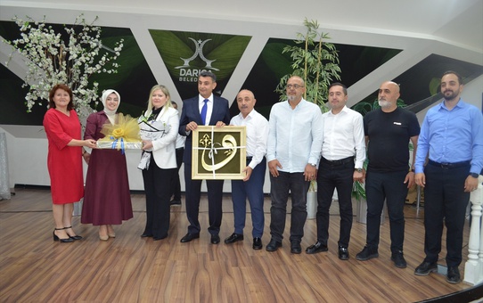Kaymakam Kara'dan Darıcalılara Veda Yemeği