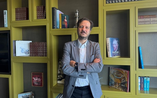 Mehmet Ali Sanlıkol Türkiye'de Konser Veriyor