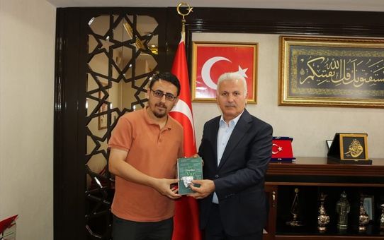 Mersin'de Bilgi ve Ezberleme Yarışması Ödülleri Verildi