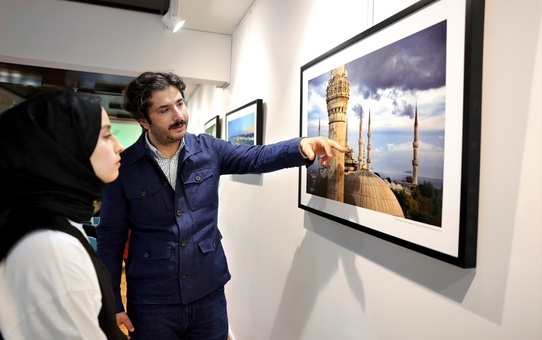 İstanbul'u Sevmek Sergisi Açıldı
