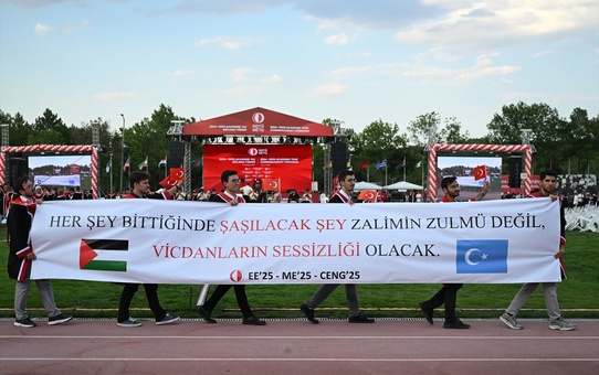 ODTÜ Mezuniyet Töreni Coşkuyla Gerçekleşti