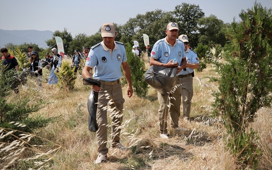 Samsun'da Yangın Riskine Karşı Temizlik Etkinliği