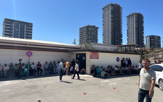 Sulama Kanalına Devrilen Araçta Baba ve Oğul Hayatını Kaybetti