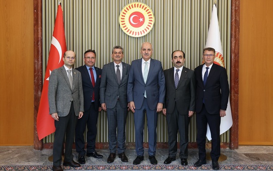 Kurtulmuş, Örs'ü Kabul Etti