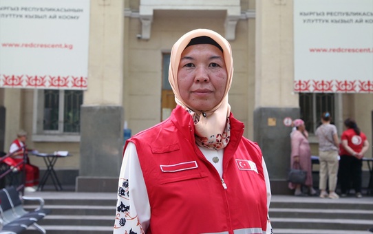 Türk Kızılay Bişkek'te Kurban Eti Dağıttı