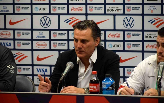 Montella: Galibiyetimizi Türk halkına armağan ediyoruz