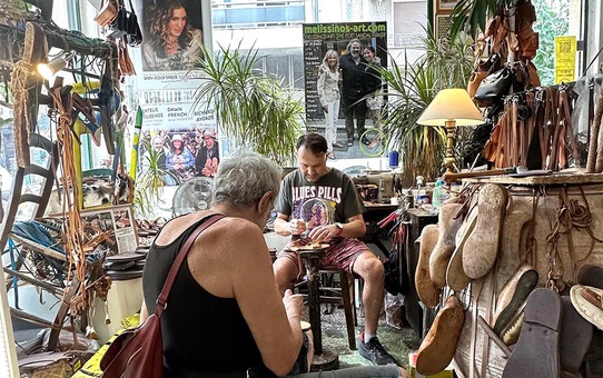 Atina'nın Şair Sandaletçisi