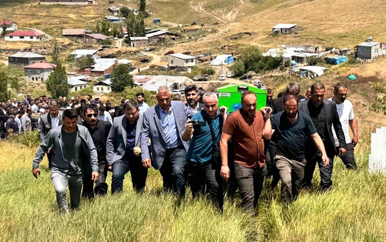 Ağabeyi tarafından öldürülen Ocak Partisi lideri Kadir Canpolat son yolculuğuna uğurlandı