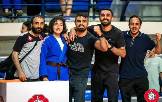 Ertuğrul Dönmez Yıldız Milli Takım Antrenörü Oldu