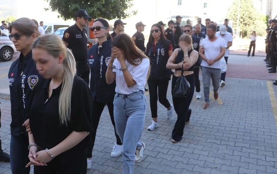 Sahte Eskort Çetesi Çökertildi