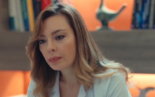 Özge Özder'den radikal imaj değişikliği