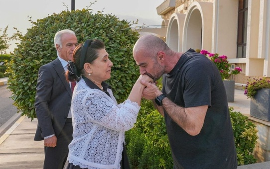 Leyla Zana, Bafıl Talabani tarafından böyle karşılandı