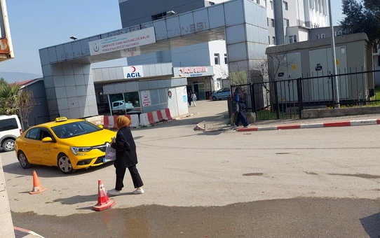 Kemalpaşa'da İşçi Zehirlenmesi Endişesi