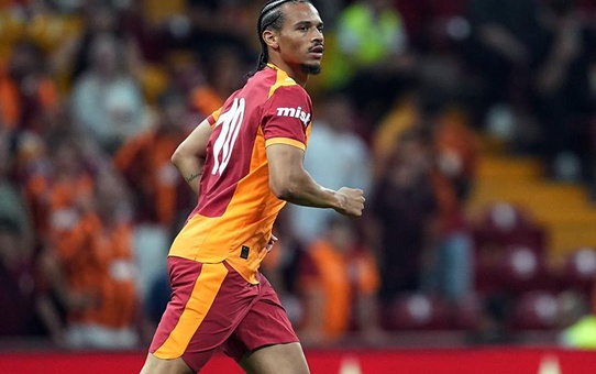 Almanya Galatasaray ile ilk maçına çıkan Sane'yi konuşuyor