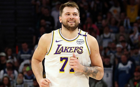 Luka Doncic'ten dev imza! 3 yılda 165 milyon dolar kazanacak