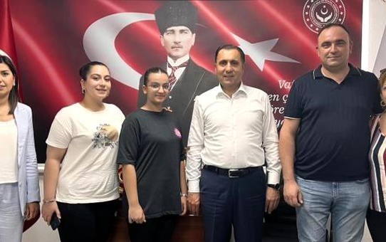 Bilecik'te Depremzedelere Koruyucu Aile Desteği