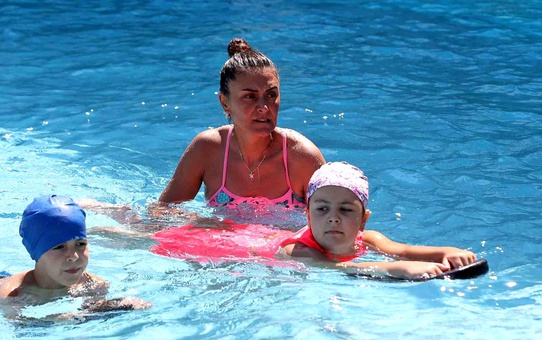 Muğla'da Ücretsiz Yüzme Kursları Başladı
