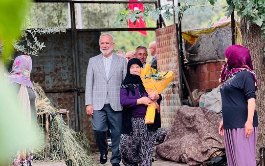 Şehit Ailesine Ziyaret ve Anlamlı Hediye