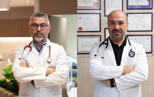 Korona kabusu yeniden hortladı! Vakalar patladı, uzmanlardan maske uyarısı geldi