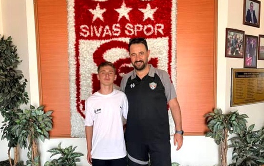 Hasan Tunç, Sivasspor'a Transfer Oldu