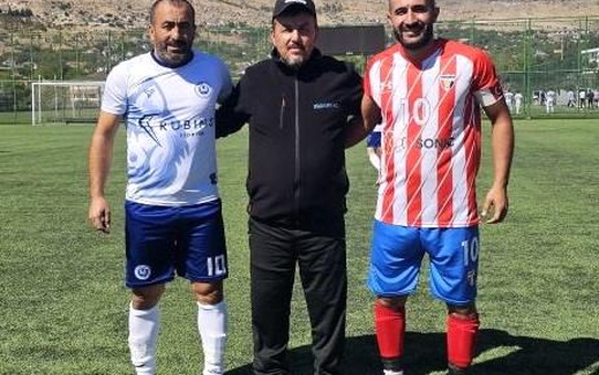 Kardeşler Rakip Oldu