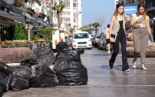 İçişleri Bakanlığı, İzmir'de CHP'li 3 belediyeye inceleme başlattı
