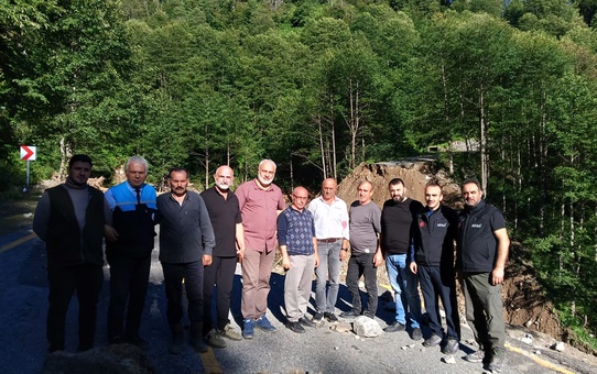 Sel Felaketi Eski Muhtarı Taşımakta Zorluk Çıkardı