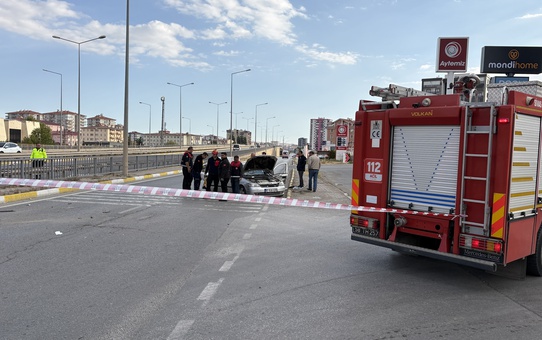 Sivas'ta Trafik Kazası: 1 Ölü, 3 Yaralı