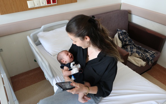 Yunus Emre Hastanesi'nden QR Kodlu Uygulama