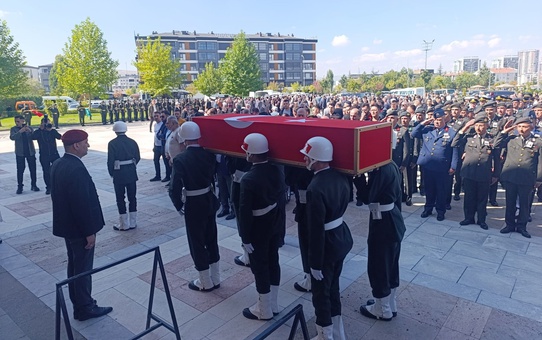 KKTC'de Trafik Kazası: Teğmen Bayram Afyonkarahisar'da Uğurlandı