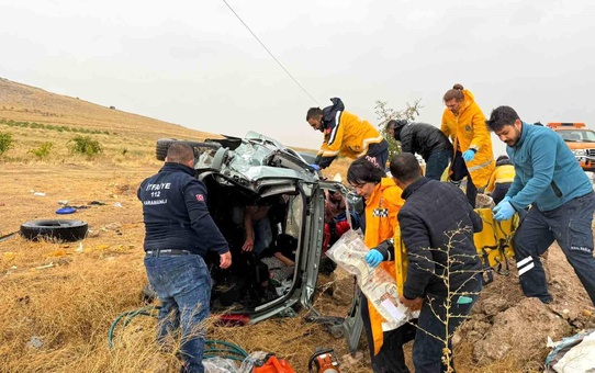 Karamanlı'da Su Birikintisi Nedeniyle Kaza: Başkan Selimoğlu'ndan Tepki