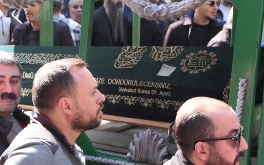 Serdar Öktem son yolculuğuna uğurlandı! Dayısından merak edilen soruya yanıt