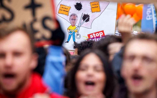 Belçika'da Hükümet Reformuna Grev