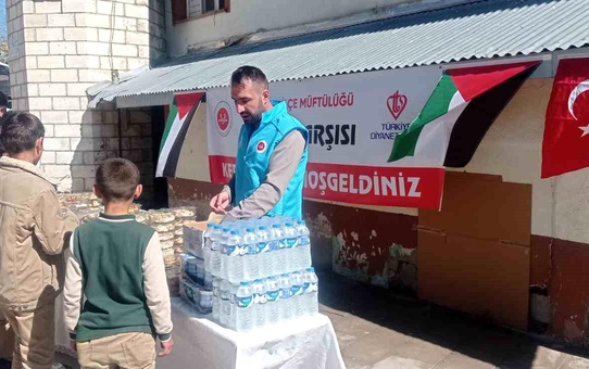 Tekman'da Gazze İçin Hayır Çarşısı
