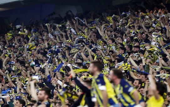 Fenerbahçe'nin eski yıldızı Kadıköy'e teknik direktör olarak dönmek istiyor